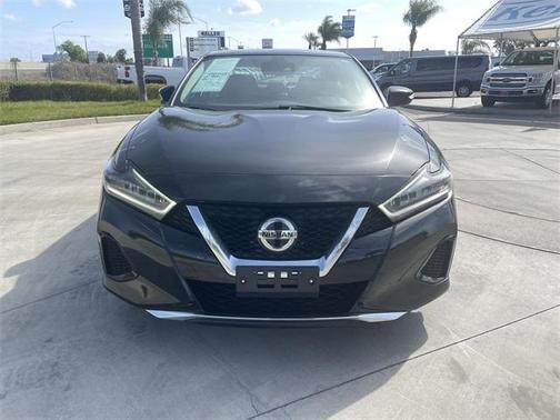 2022 Nissan Maxima SV