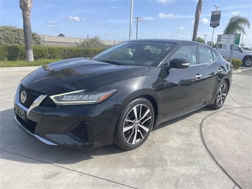 2022 Nissan Maxima SV