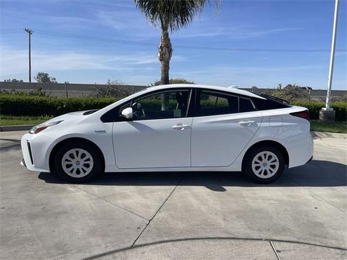 2020 Toyota Prius L