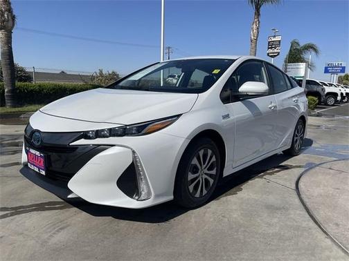 2021 Toyota Prius Prime LE