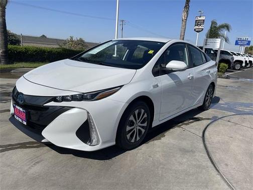 2021 Toyota Prius Prime LE