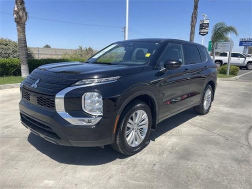 2022 Mitsubishi Outlander Black Edition