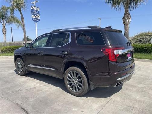 2020 GMC Acadia Denali