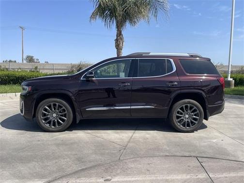 2020 GMC Acadia Denali