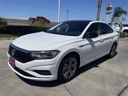 2021 Volkswagen Jetta 1.4T R-Line