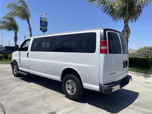2021 Chevrolet Express 3500 LT