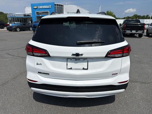 Summit White 2024 Chevrolet Equinox FWD RS
