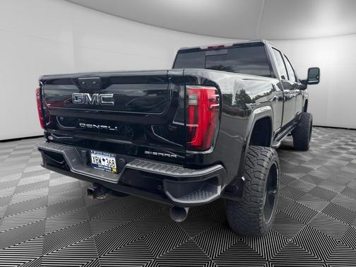 2024 GMC Sierra 2500 Denali Ultimate