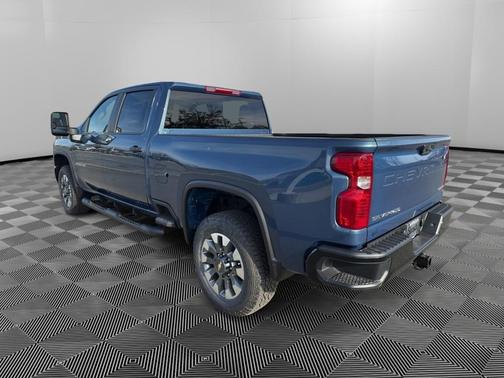 2026 Chevrolet Silverado 2500 Custom