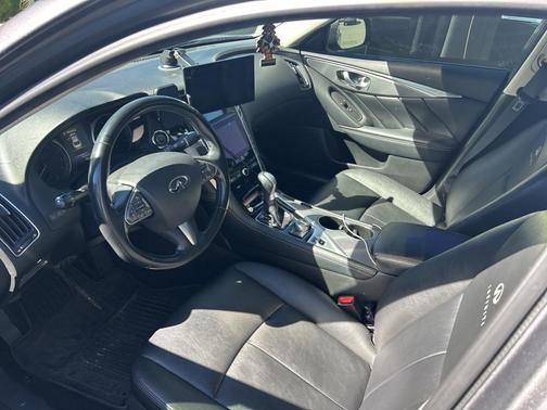 2014 INFINITI Q50 Base