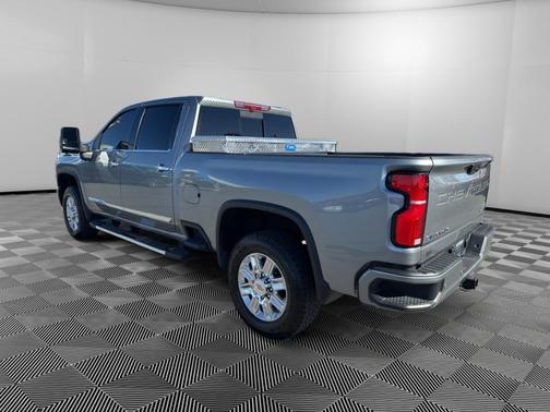 2025 Chevrolet Silverado 2500 High Country