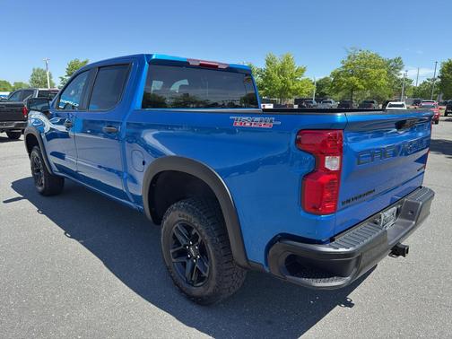 Glacier Blue Metallic 2023 Chevrolet Silverado 1500 Custom Trail Boss