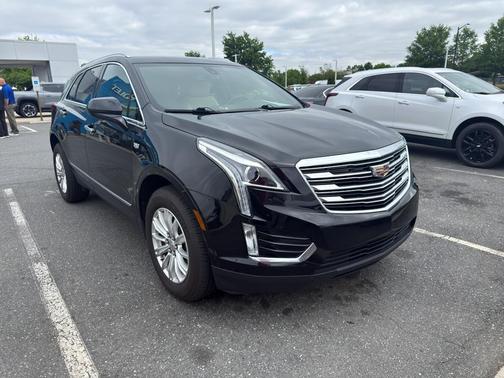 Stellar Black Metallic 2019 Cadillac XT5 Base