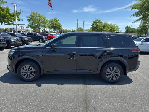 Super Black 2025 Nissan Pathfinder S FWD