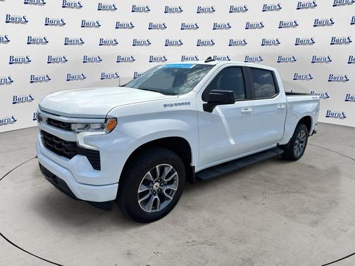 Summit White 2026 Chevrolet Silverado 1500 RST