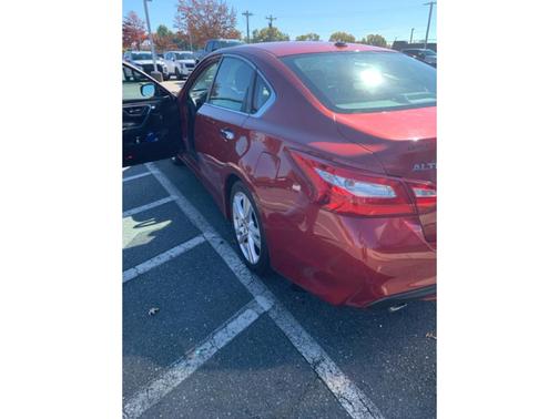 2016 Nissan Altima 3.5 SL