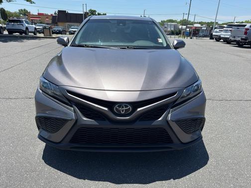 Predawn Gray Mica 2024 Toyota Camry SE