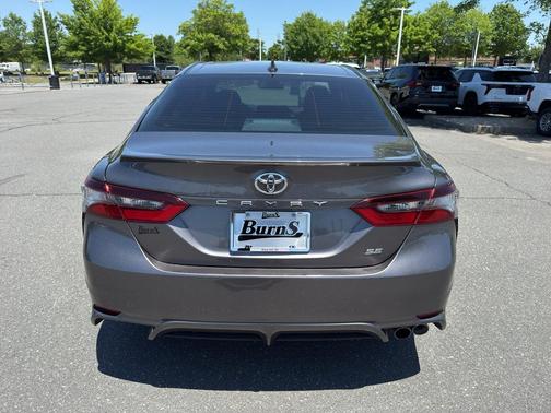 Predawn Gray Mica 2024 Toyota Camry SE