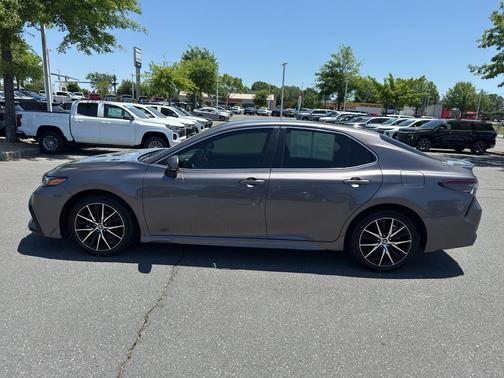 Predawn Gray Mica 2024 Toyota Camry SE