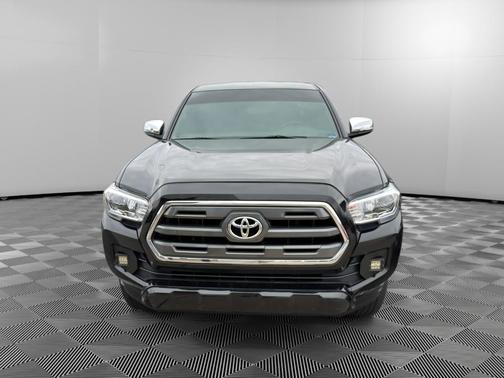 2017 Toyota Tacoma Limited