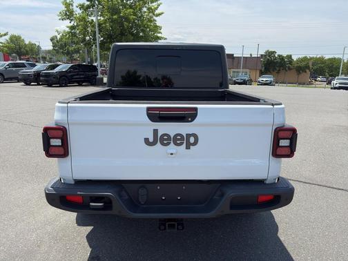 Bright White Clearcoat 2021 Jeep Gladiator 80th Anniversary 4x4