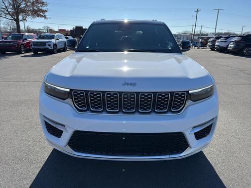 2025 Jeep Grand Cherokee Summit