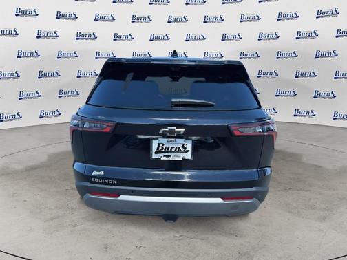Mosaic Black Metallic 2026 Chevrolet Equinox 1LT