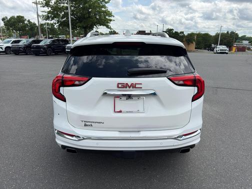 Summit White 2018 GMC Terrain Denali