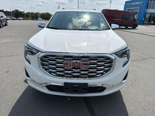Summit White 2018 GMC Terrain Denali