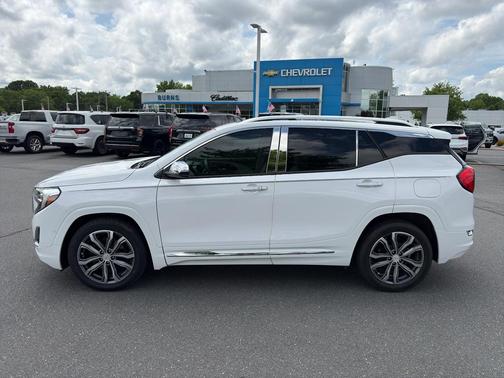 Summit White 2018 GMC Terrain Denali