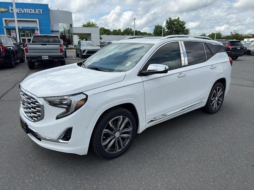 Summit White 2018 GMC Terrain Denali
