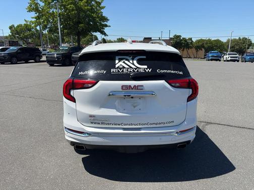 Summit White 2018 GMC Terrain Denali
