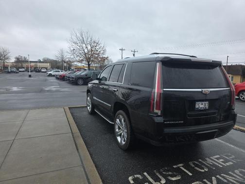2019 Cadillac Escalade Premium Luxury