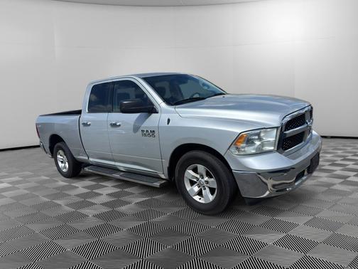 Bright Silver Metallic Clearcoat 2016 RAM 1500 SLT