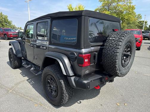 Granite Crystal Metallic Clearcoat 2022 Jeep Wrangler Unlimited Rubicon