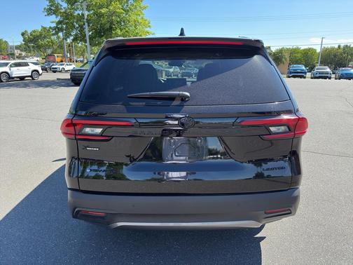 Midnight Black Metallic 2025 Toyota Grand Highlander Limited