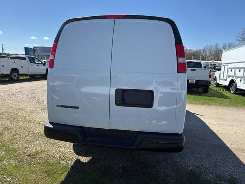 2025 Chevrolet Express 2500 RWD 2500 Extended Wheelbase WT