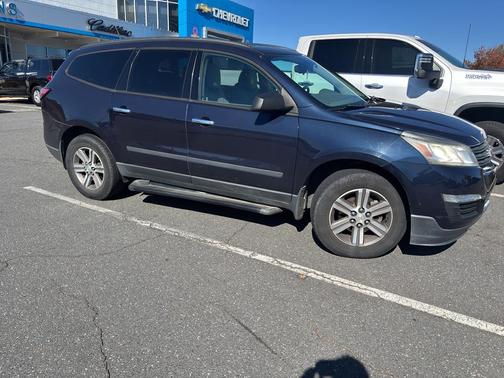 2017 Chevrolet Traverse LS