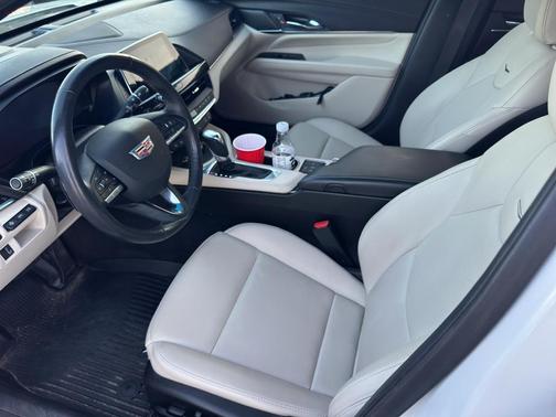 2023 Cadillac CT4 Premium Luxury