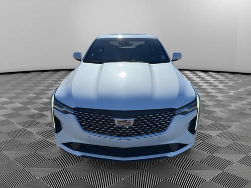 2023 Cadillac CT4 Premium Luxury