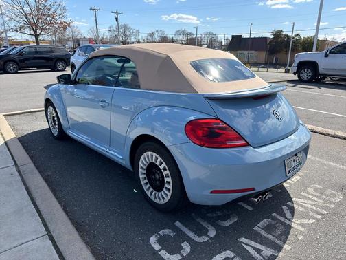2014 Volkswagen Beetle 1.8T