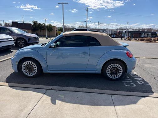 2014 Volkswagen Beetle 1.8T