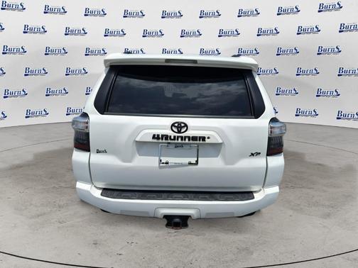 Super White 2018 Toyota 4Runner SR5 Premium