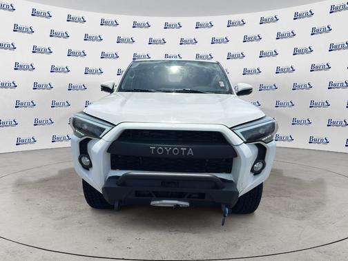 Super White 2018 Toyota 4Runner SR5 Premium