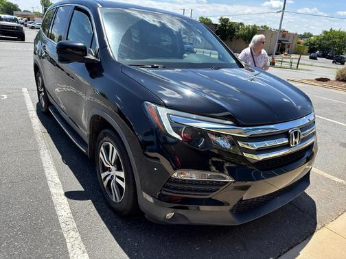 Crystal Black Pearl 2016 Honda Pilot EX-L