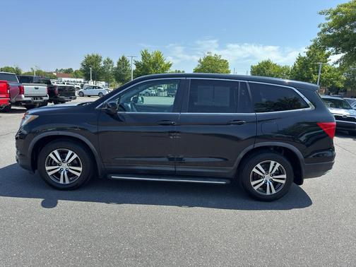 Crystal Black Pearl 2016 Honda Pilot EX-L