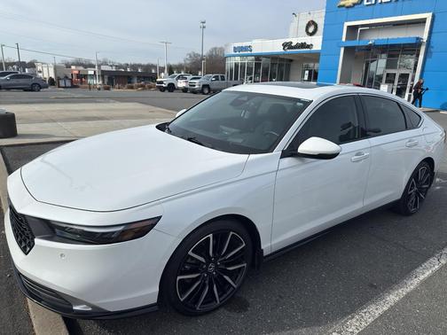 2024 Honda Accord Hybrid Touring