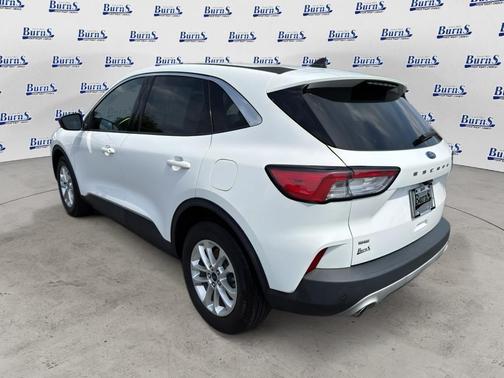 WHITE 2022 Ford Escape SE