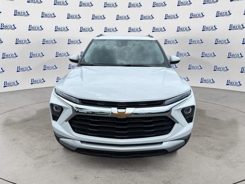 Summit White 2026 Chevrolet Trailblazer LT