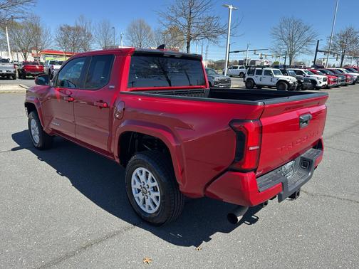 2024 Toyota Tacoma SR5